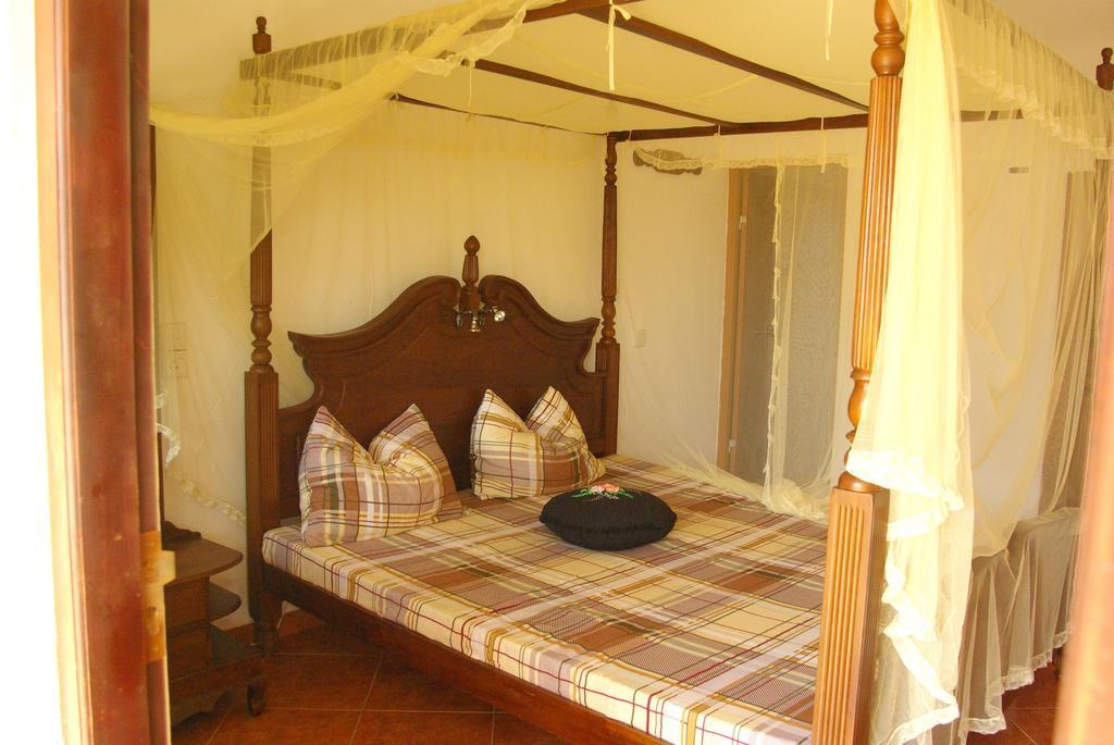 Zum Deutschen Bed & Breakfast Bentota Bilik gambar