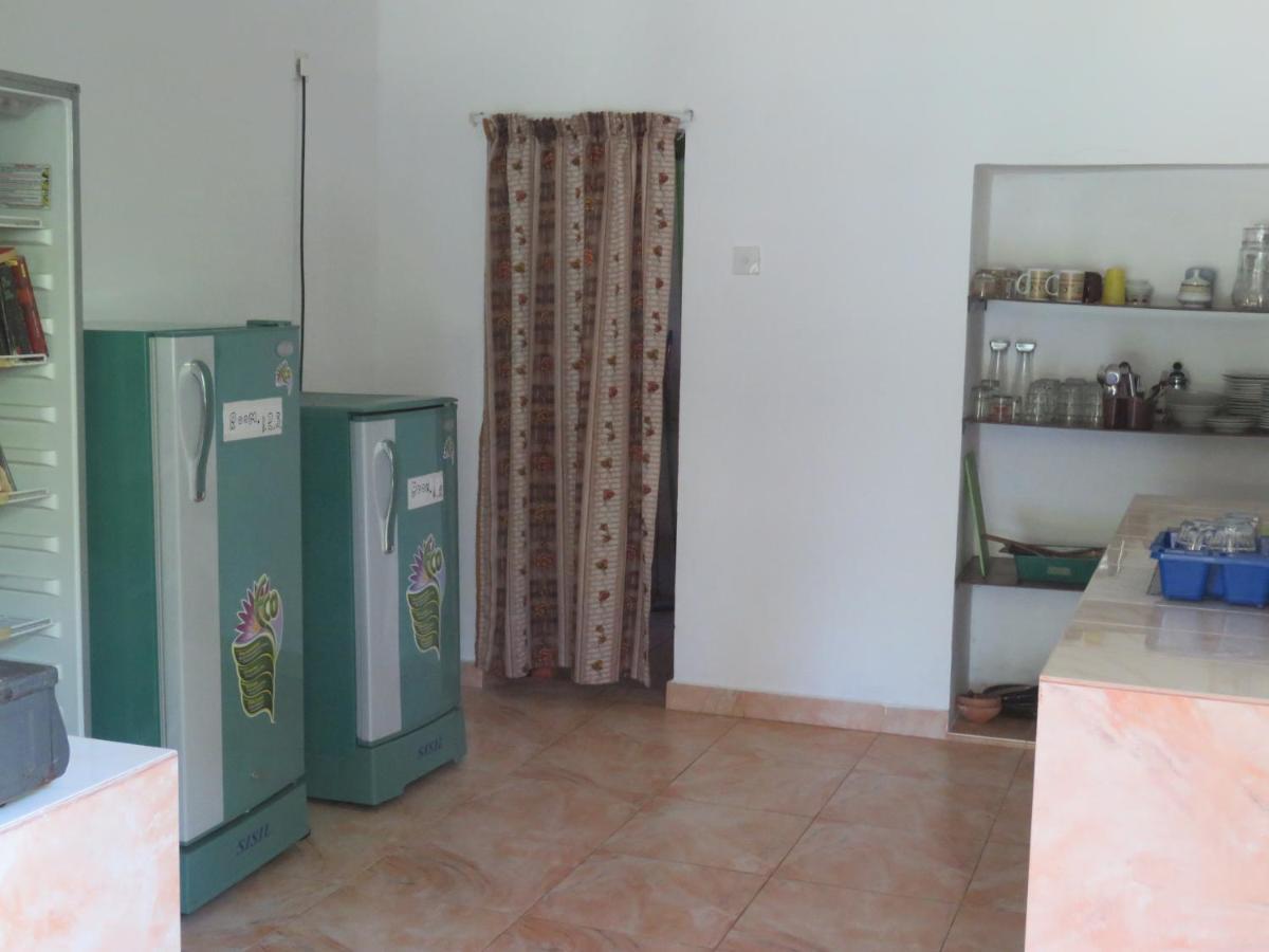 Zum Deutschen Bed & Breakfast Bentota Luaran gambar